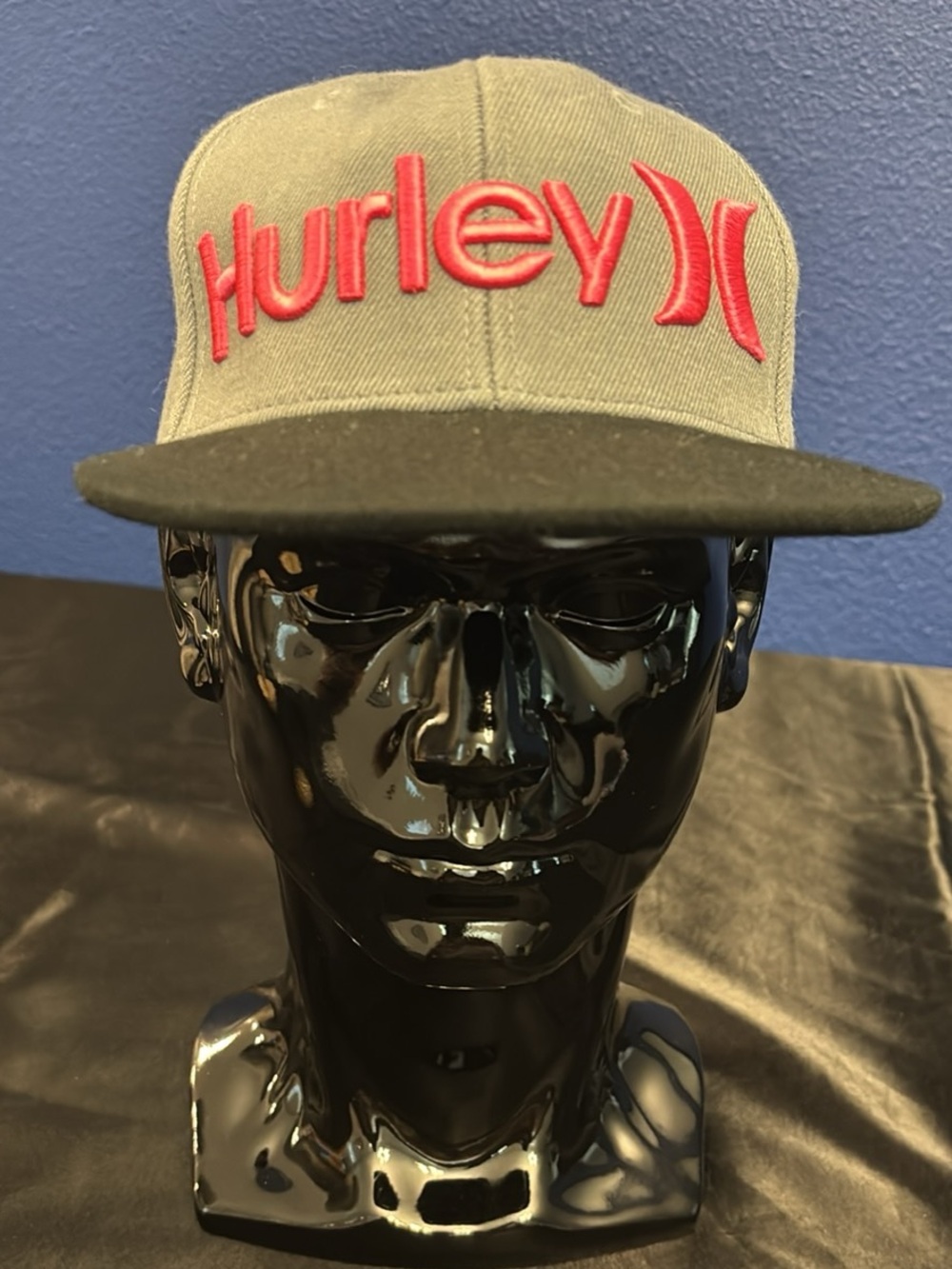 Authentic Hurley adjustable 6-panel snapback baseball cap